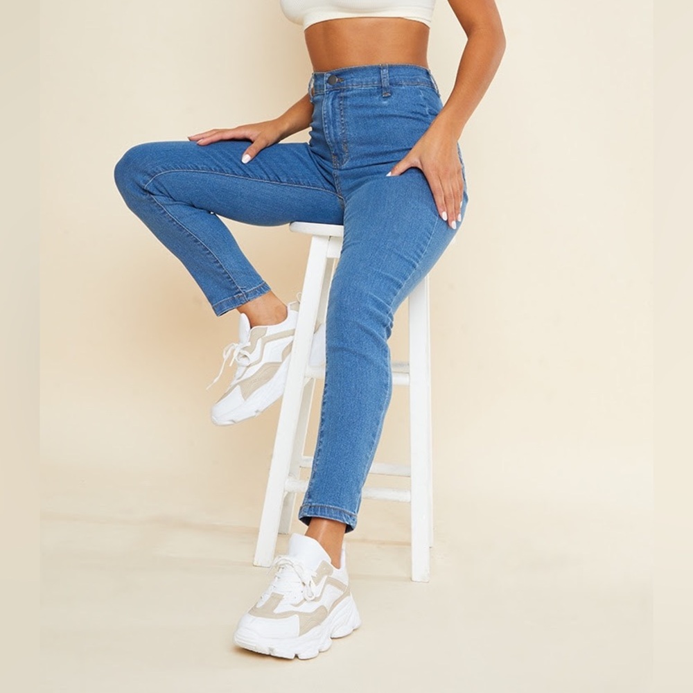 PrettyLittleThing light wash high waist skinny jeans